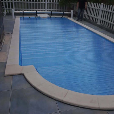 Motori a tensione di sicurezza 12V Protezione UV automatica Copertura impermeabile piscina
