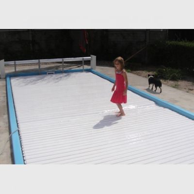 Copertura di piscina in policarbonato nero Prolunga la tua stagione di nuoto con un design personalizzato