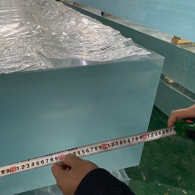 Installazione di finestre per piscine alberghiere Aupool Finestre per piscine a contenitori