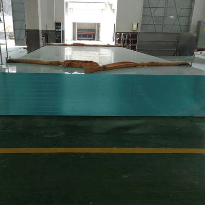 Installazione di finestre per piscine alberghiere Aupool Finestre per piscine a contenitori