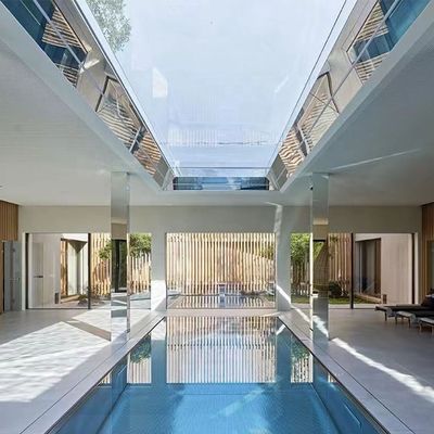 Contenitore acrilico esterno con piscina con finestrino acrilico spessore 30 mm-950 mm