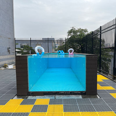 Piscina per famiglie pannello acrilico prefabbricato sopra la piscina di terra con macchina di allenamento infinita