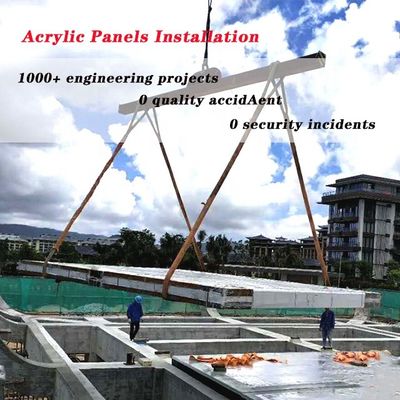 Piscina acrilica trasparente all'aperto con finestre UV resistenti personalizzate e materiali