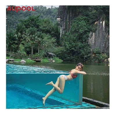 Trasforma il tuo cortile in un resort con la nostra piscina sospesa in acrilico lucite