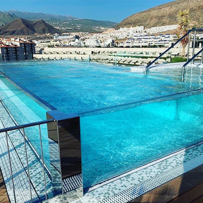 Piscine acriliche con costruzione in vetro sopra terra e spessore 30 mm-950 mm