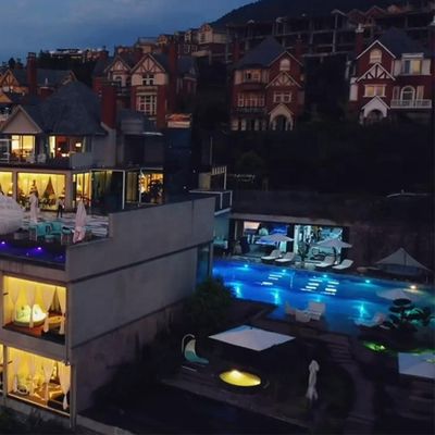 Domanda del cliente Piscina acrilica per Aupool Famiglie all'aperto trasparente chiaro
