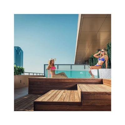 Finestra acrilica per piscina OEM per esterno di lusso