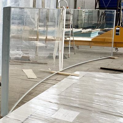 Sistema di filtraggio prefabbricato per piscine acriliche