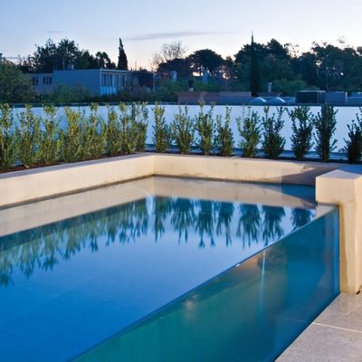 Piscina acrilica trasparente con alta trasmissione della luce del 93% e pannello trasparente